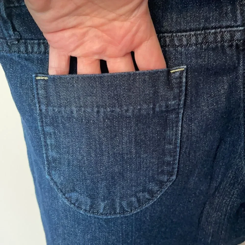 Pleated denim shorts